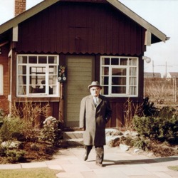 1953 - Der Lehrgarten an der Berliner Straße wird angelegt